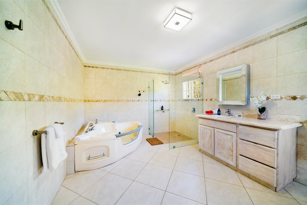 Image of Villa - 6 Bedrooms - 7 Bathrooms for Rental in St. James-Barbados, Image 19