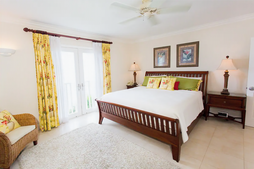 Image of Beachfront Apartment - 3 Bedrooms - 3 Bathrooms for Rental in Christ Church-Barbados, Image 6
