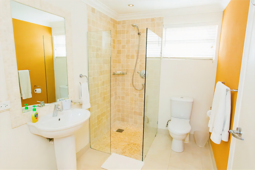 Image of Beachfront Apartment - 3 Bedrooms - 3 Bathrooms for Rental in Christ Church-Barbados, Image 9