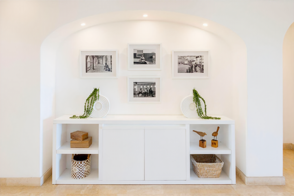 Image of Beachfront Apartment - 3 Bedrooms - 3 Bathrooms for Rental in St. James-Barbados, Image 4