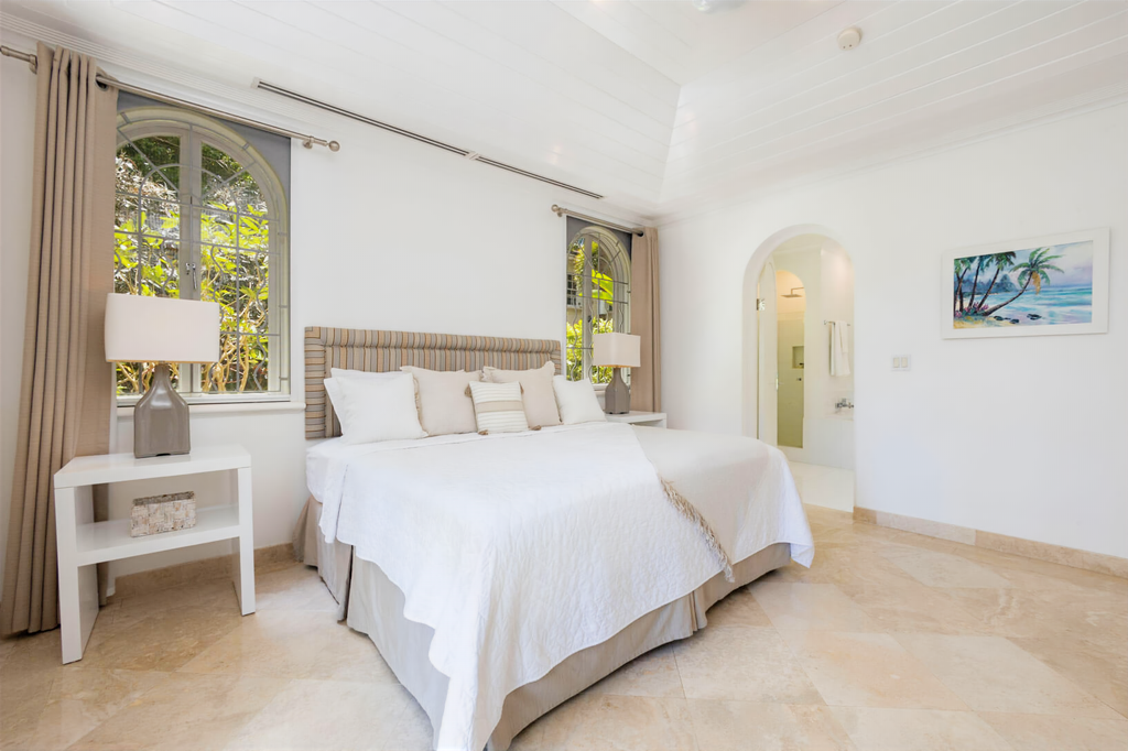 Image of Beachfront Apartment - 3 Bedrooms - 3 Bathrooms for Rental in St. James-Barbados, Image 9