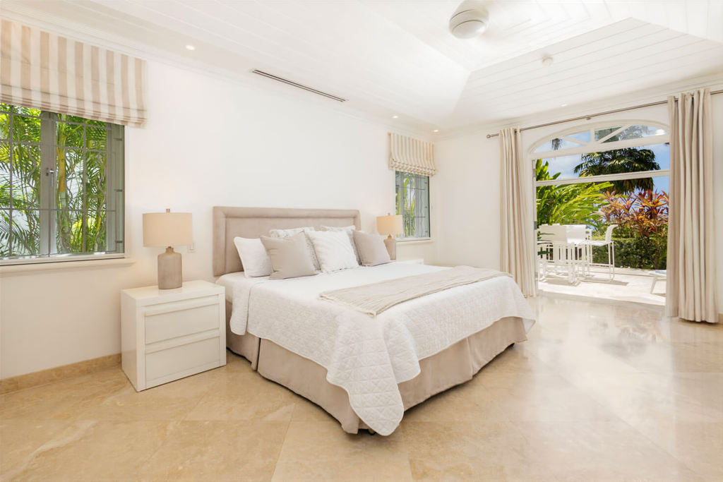 Image of Beachfront Apartment - 3 Bedrooms - 3 Bathrooms for Rental in St. James-Barbados, Image 11