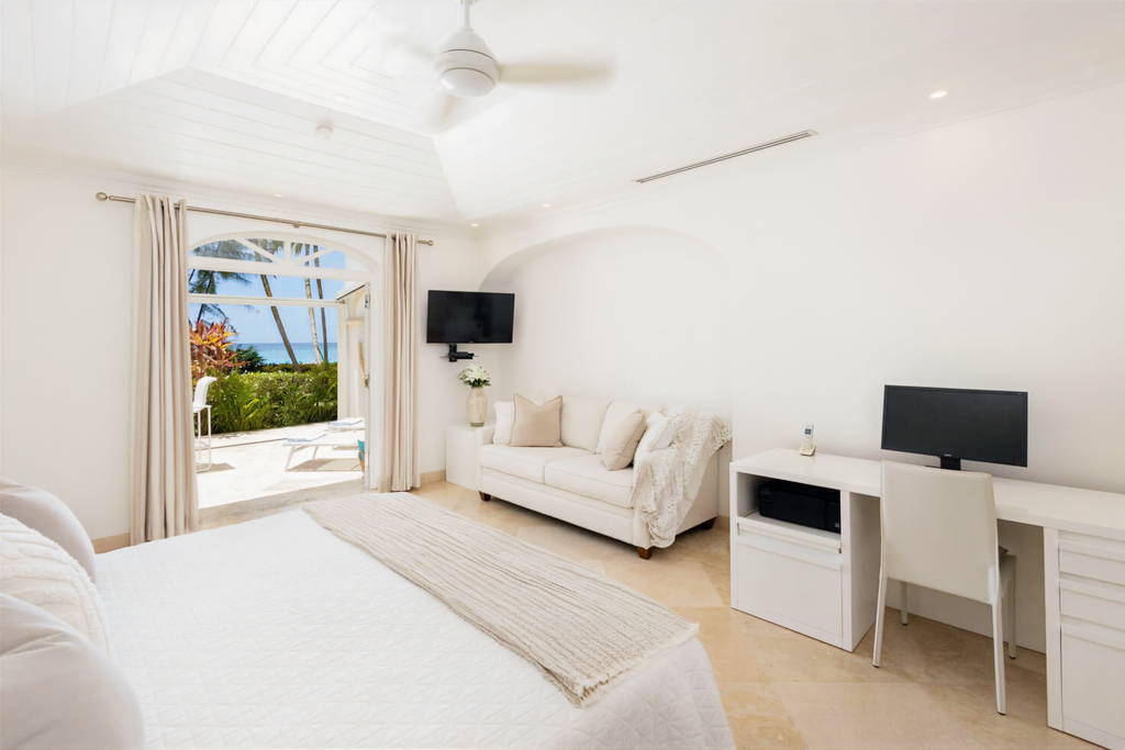 Image of Beachfront Apartment - 3 Bedrooms - 3 Bathrooms for Rental in St. James-Barbados, Image 12