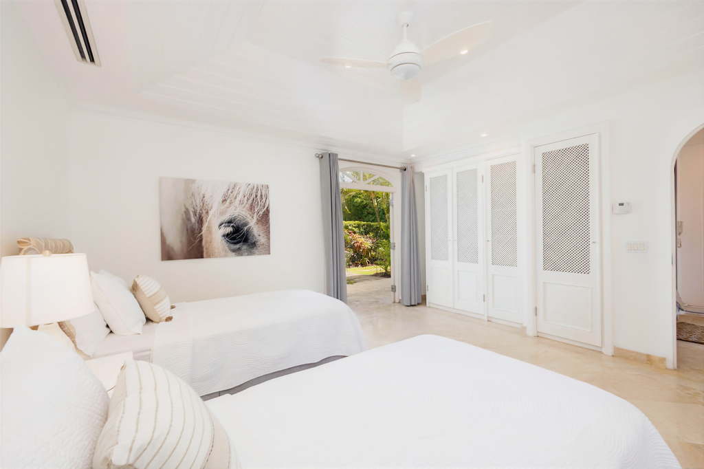Image of Beachfront Apartment - 3 Bedrooms - 3 Bathrooms for Rental in St. James-Barbados, Image 15