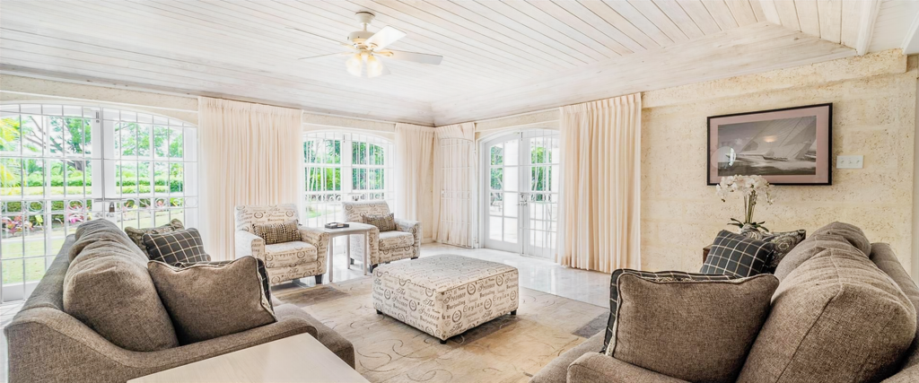 Image of Luxury Home - 3 Bedrooms - 3 Bathrooms for Rental in St. James-Barbados, Image 5