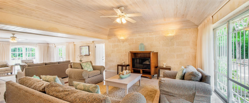 Image of Luxury Home - 3 Bedrooms - 3 Bathrooms for Rental in St. James-Barbados, Image 8